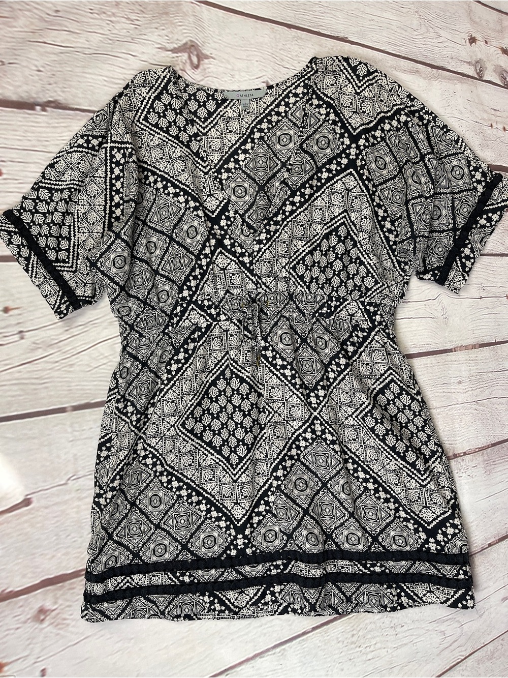 ATHLETA silk cotton black white geometric print swim cover-up tunic dress size L - Picture 7 of 11